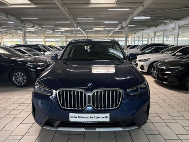 BMW X3 xDrive 20d A 18'' StandHZG AHK Leder H/K Lase foto 2