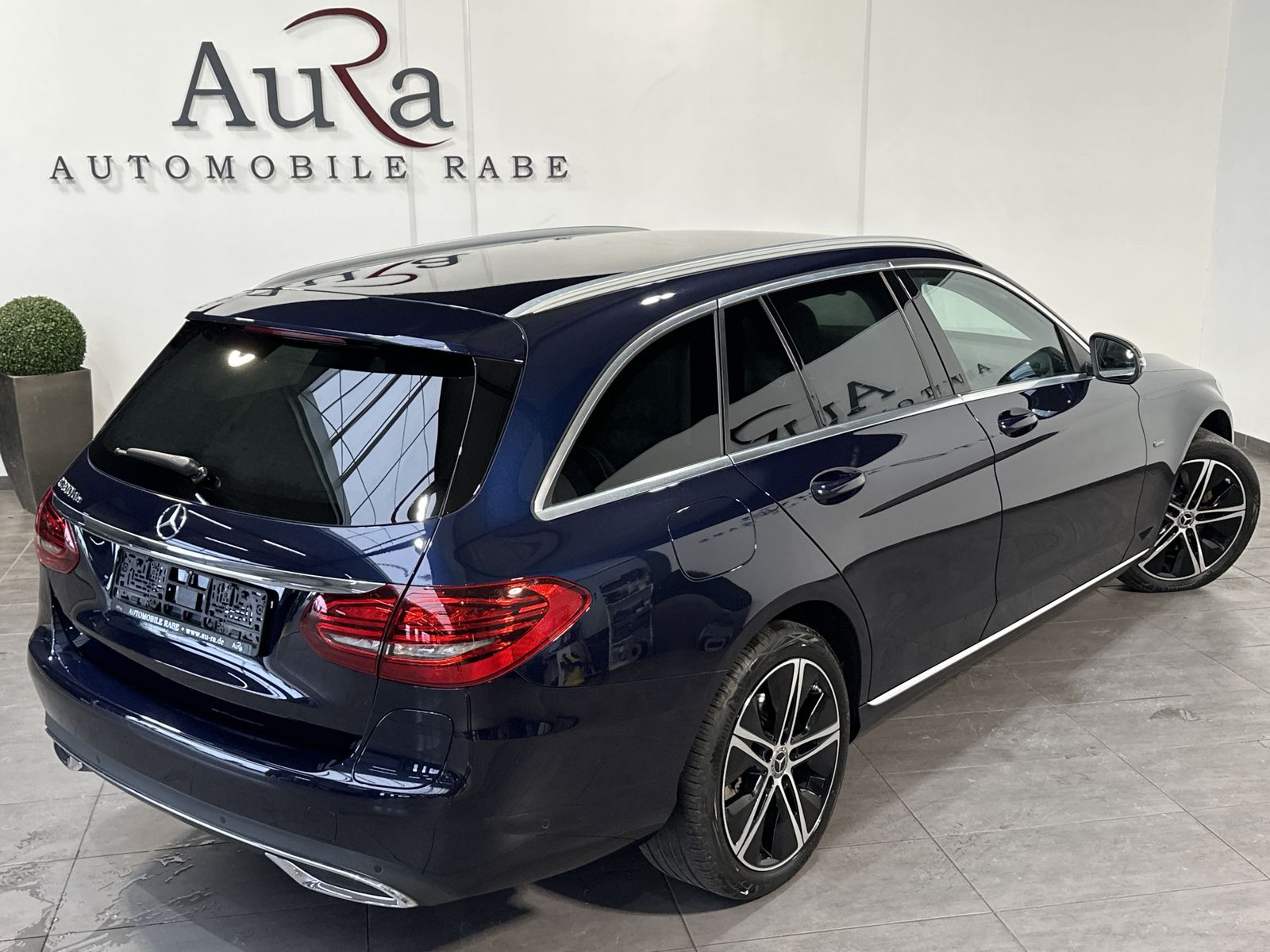 Fahrzeugabbildung Mercedes-Benz C 300de T Avantgarde NAV+LED+CARPLAY+WIDESCREEN