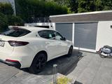 Maserati Levante 3.0 V6 430HP Modena Auto 4WD Modena - Maserati Gebrauchtwagen von 2021