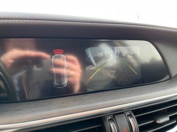Fahrzeugabbildung Alfa Romeo Stelvio Lusso Ti Q4 Navi Pano RFK AHK H&K uvm .
