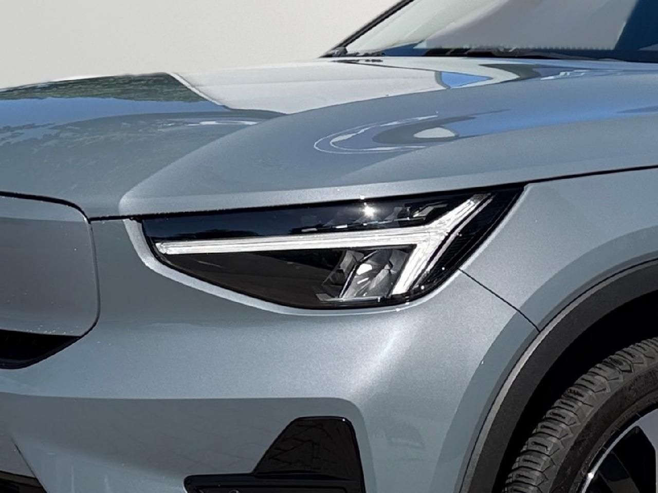 Fahrzeugabbildung Volvo C40 Single Engine FWD Plus Recharge