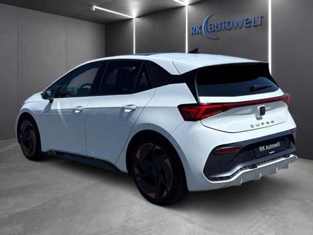 Born 58 kWh LED Sitzh. 20'' Beats Pano Keyless