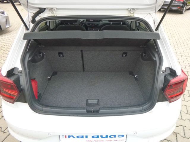 Fahrzeugabbildung Volkswagen Polo VI IQ.DRIVE >Navi/Sitzheiz/Einparkhilfe/ACC