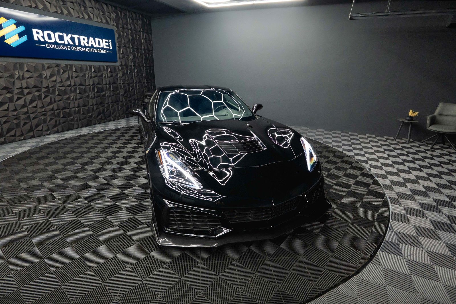 Fahrzeugabbildung Corvette C7 6.2 V8 Stingray Z06-Design Targa Performance