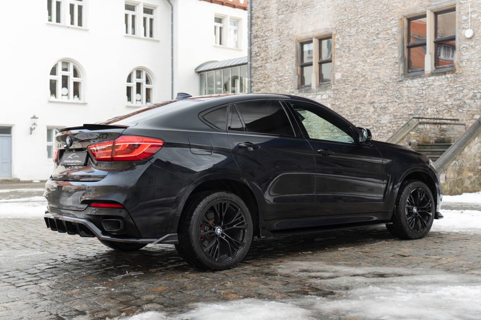 Fahrzeugabbildung BMW X6 xDrive35i M-Sport H&K KAM NAV M+S