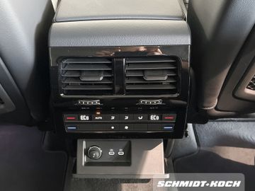 Volkswagen Touareg - 12