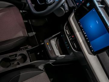 Ford Tourneo Courier BEV Trend Fahrerassistenz-Paket