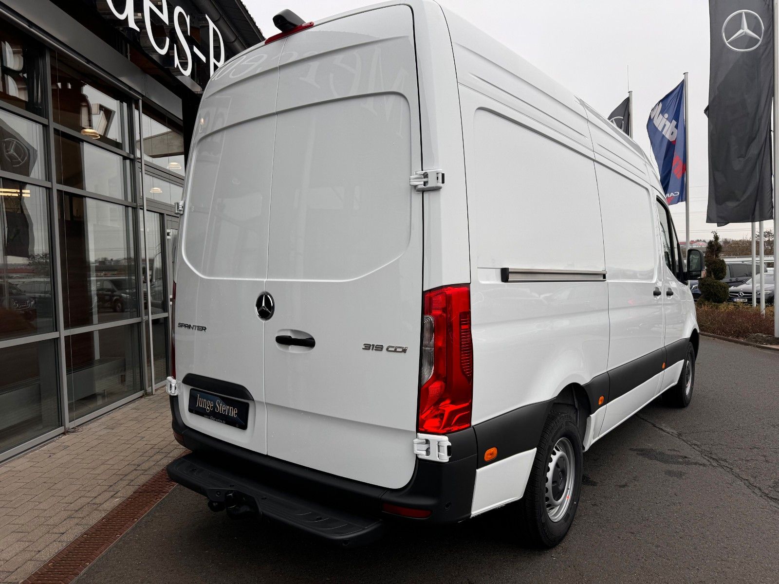 Fahrzeugabbildung Mercedes-Benz Sprinter 319 CDI 3665 Klima Kamera AHK