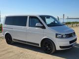 Volkswagen T5 Multivan - VW T5 Multivan in Kiel