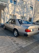 Mercedes-Benz Mercedes  W124 300e - Mercedes-Benz 300: W124 300e