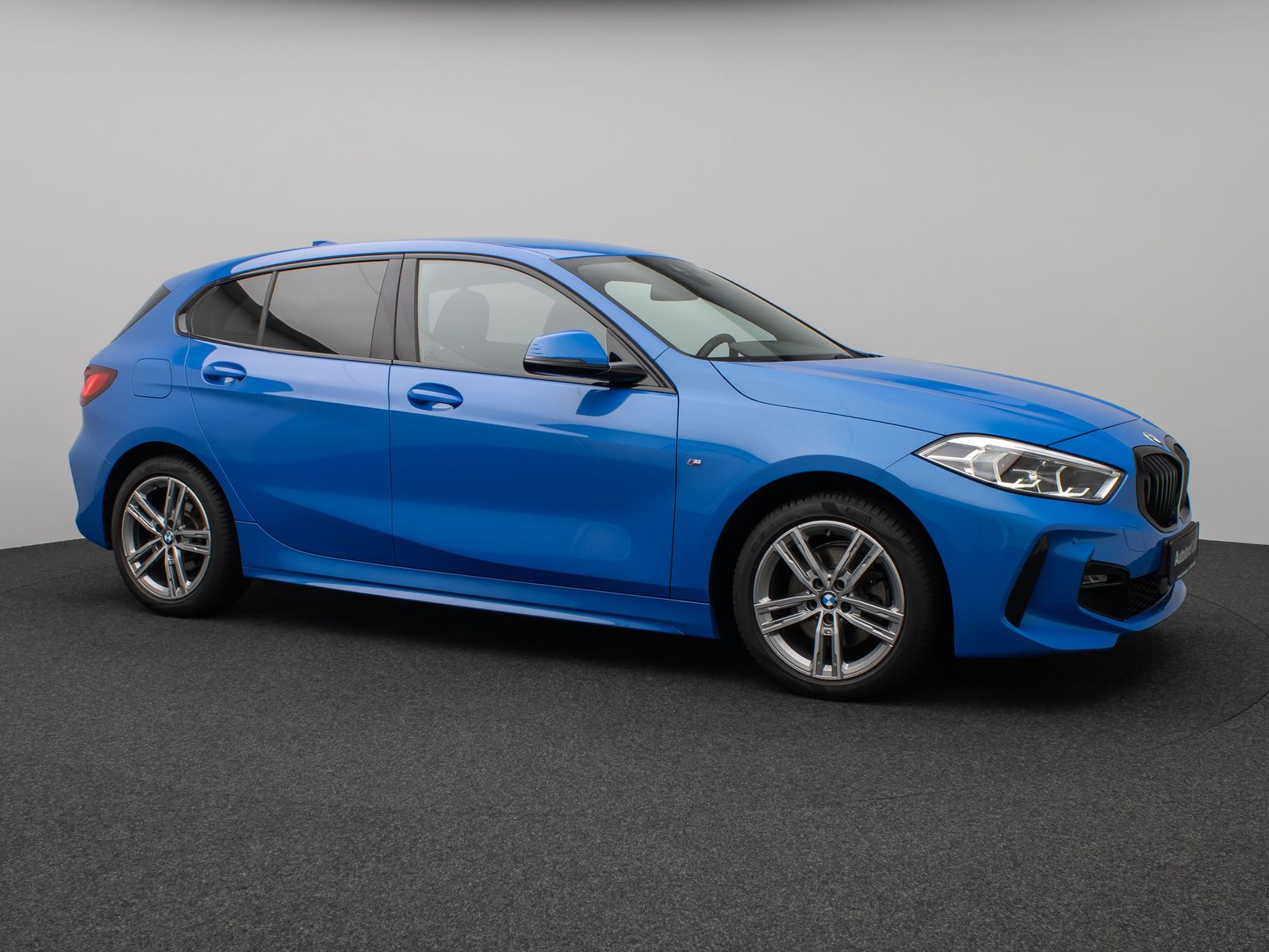 Fahrzeugabbildung BMW 118i M Sport DAB CockPitPr PDC Geschwindigkeitsr