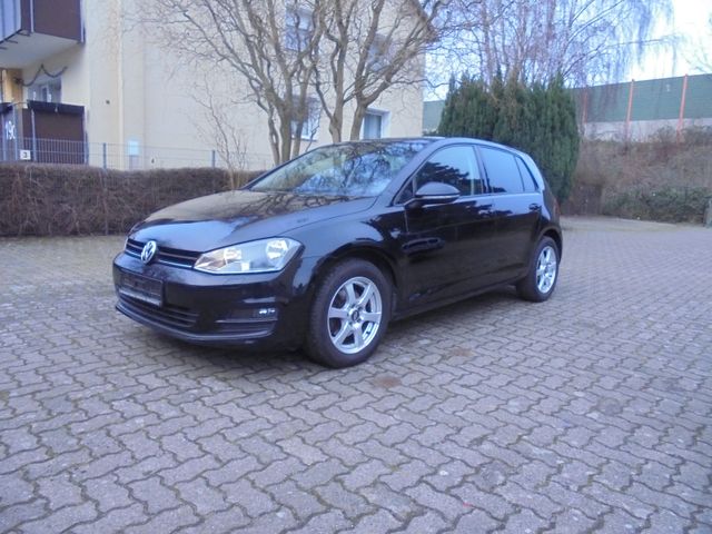 Volkswagen Golf VII BMT,1. Hand,Sitzhzg.,Parktr,Zahnr. neu