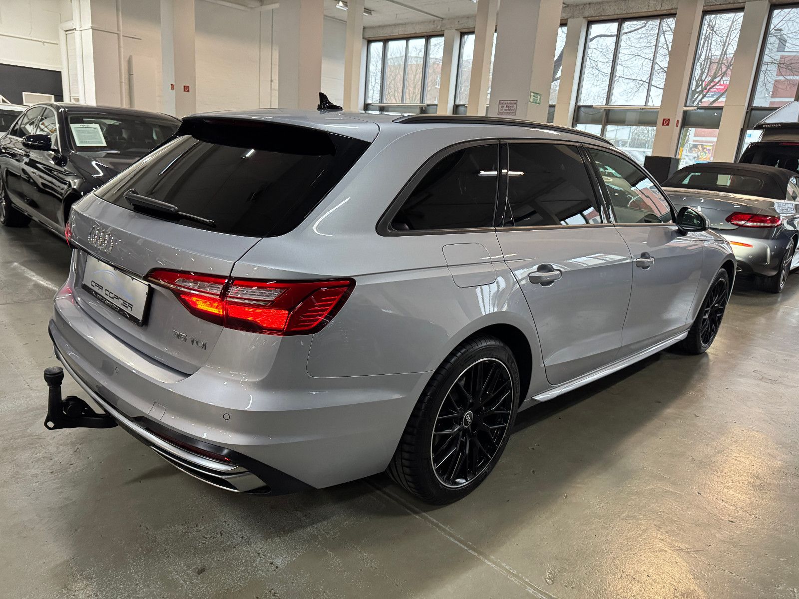 Fahrzeugabbildung Audi A4 35 TDI S-LINE BLACK RS4 SITZE MASSAGE VIRTUAL