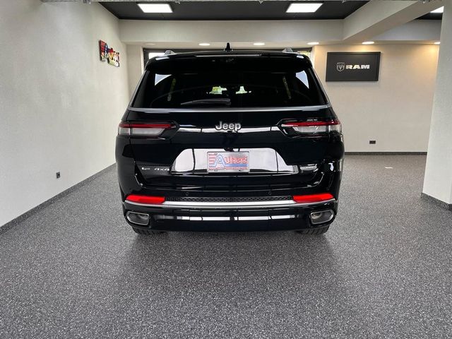 Fahrzeugabbildung Jeep GRAND CHEROKEE -L- SUMMIT-RESERVE 5.7L-V8 SOFORT