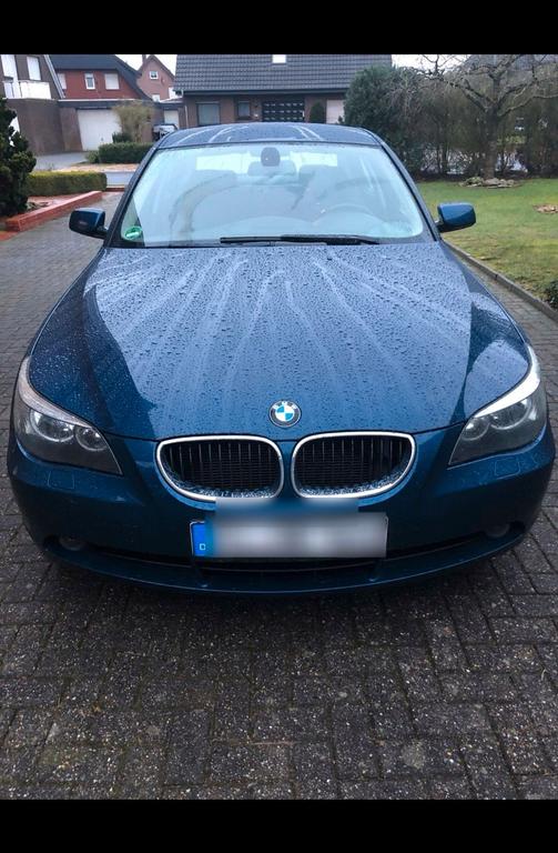 BMW 523