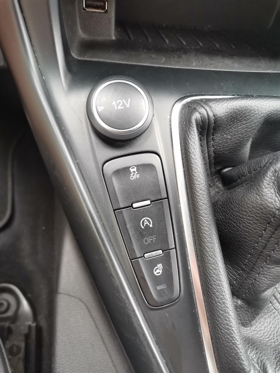 Ford Focus 2015 — фото 10