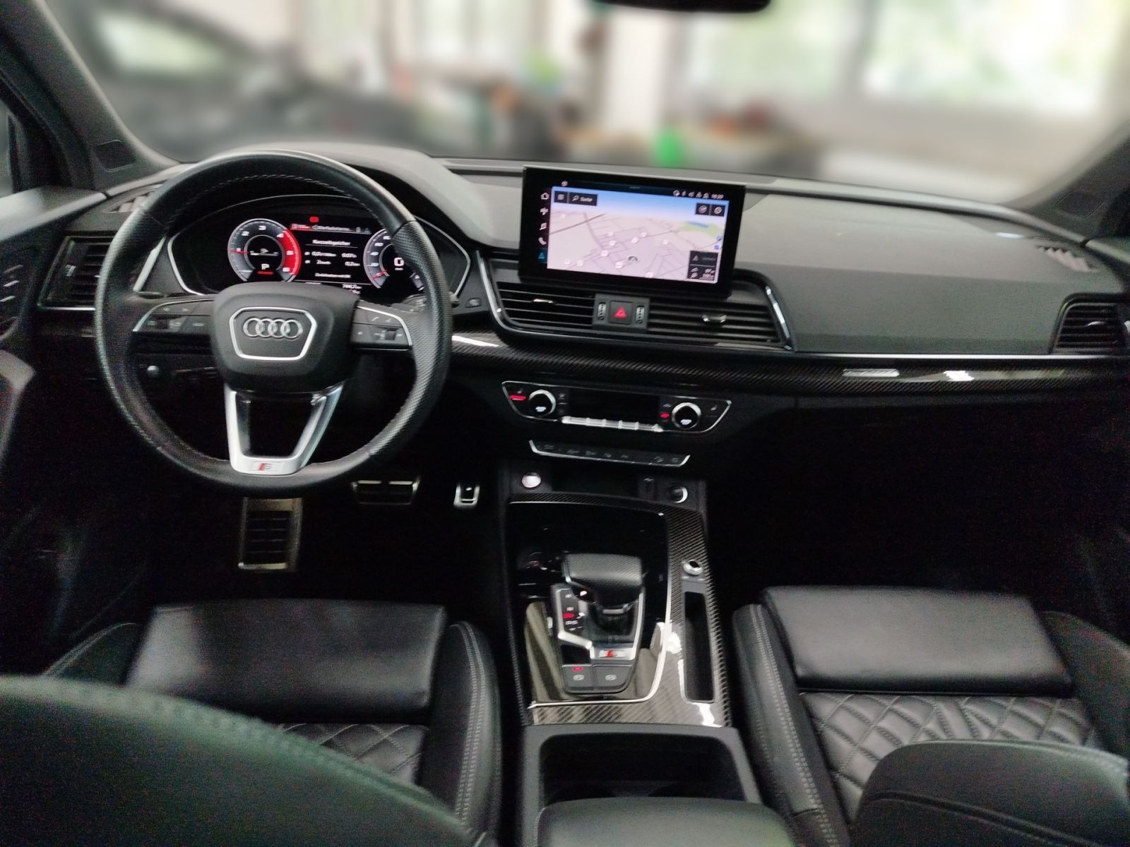 Audi SQ5 - Bild 12