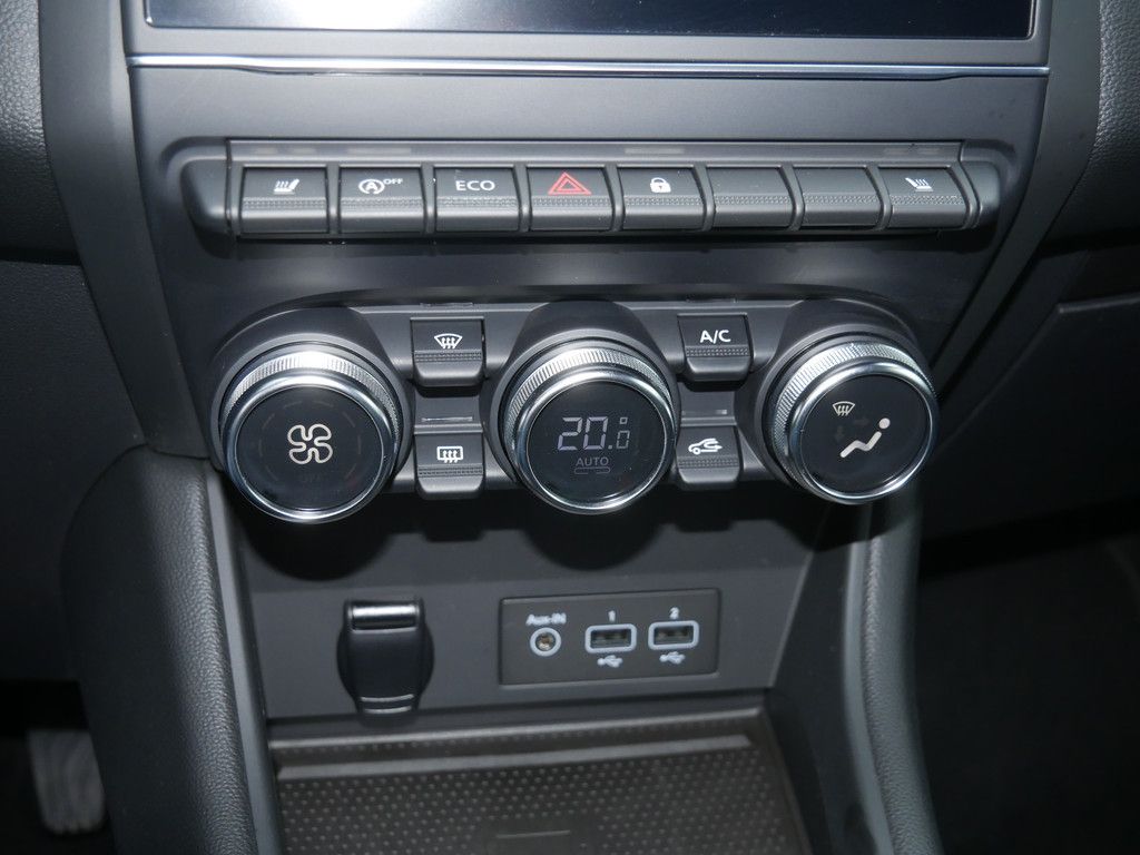 Fahrzeugabbildung Renault Captur Intens TCe 130 SHZ KAMERA NAVI AHK LED