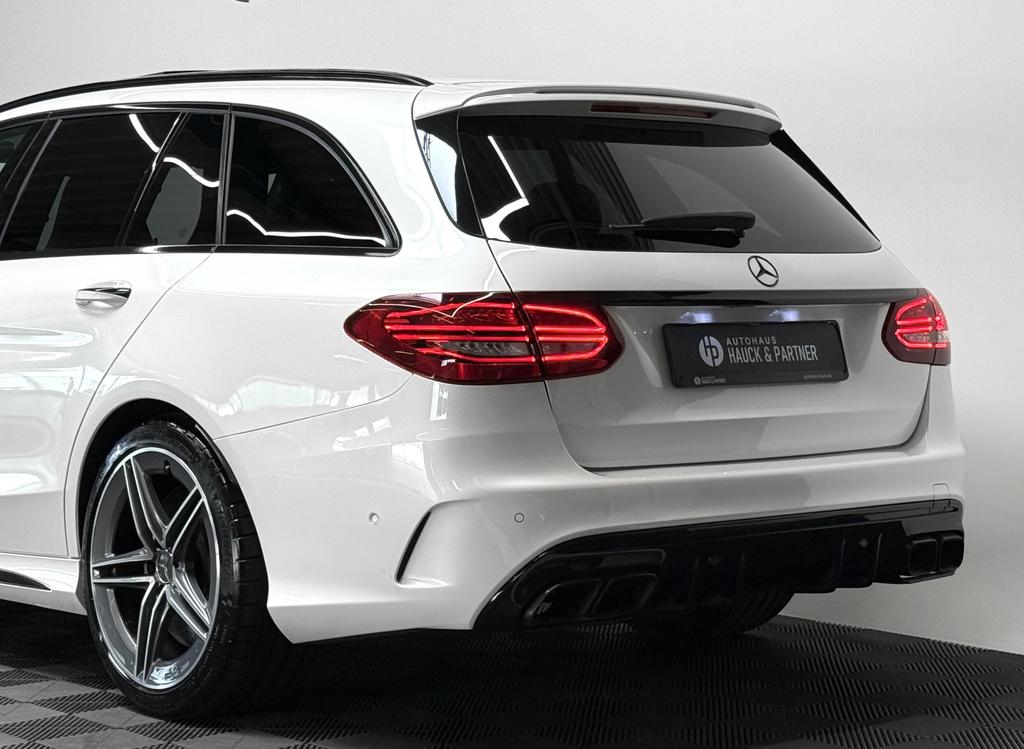 Mercedes-Benz C 63 AMG