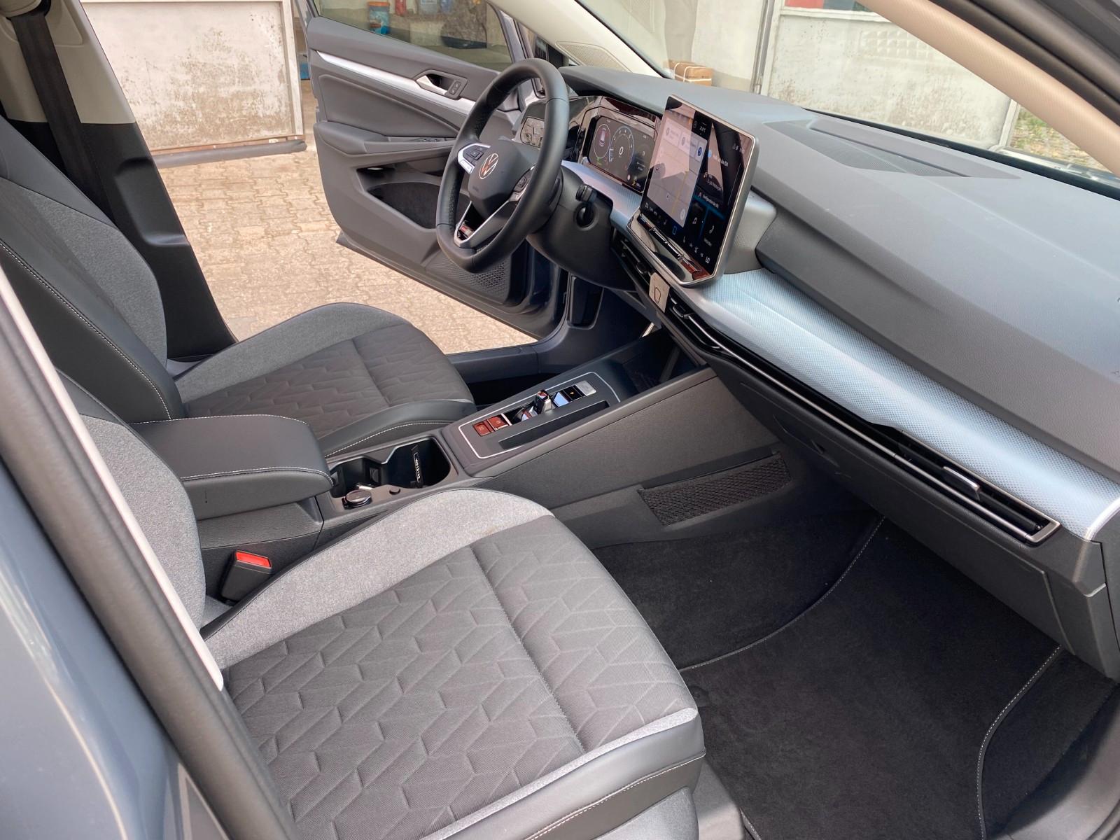 Volkswagen Golf Lim. 1.5 eTSI/Energy/Automatik/Rückfahrkam., миниатюра 16