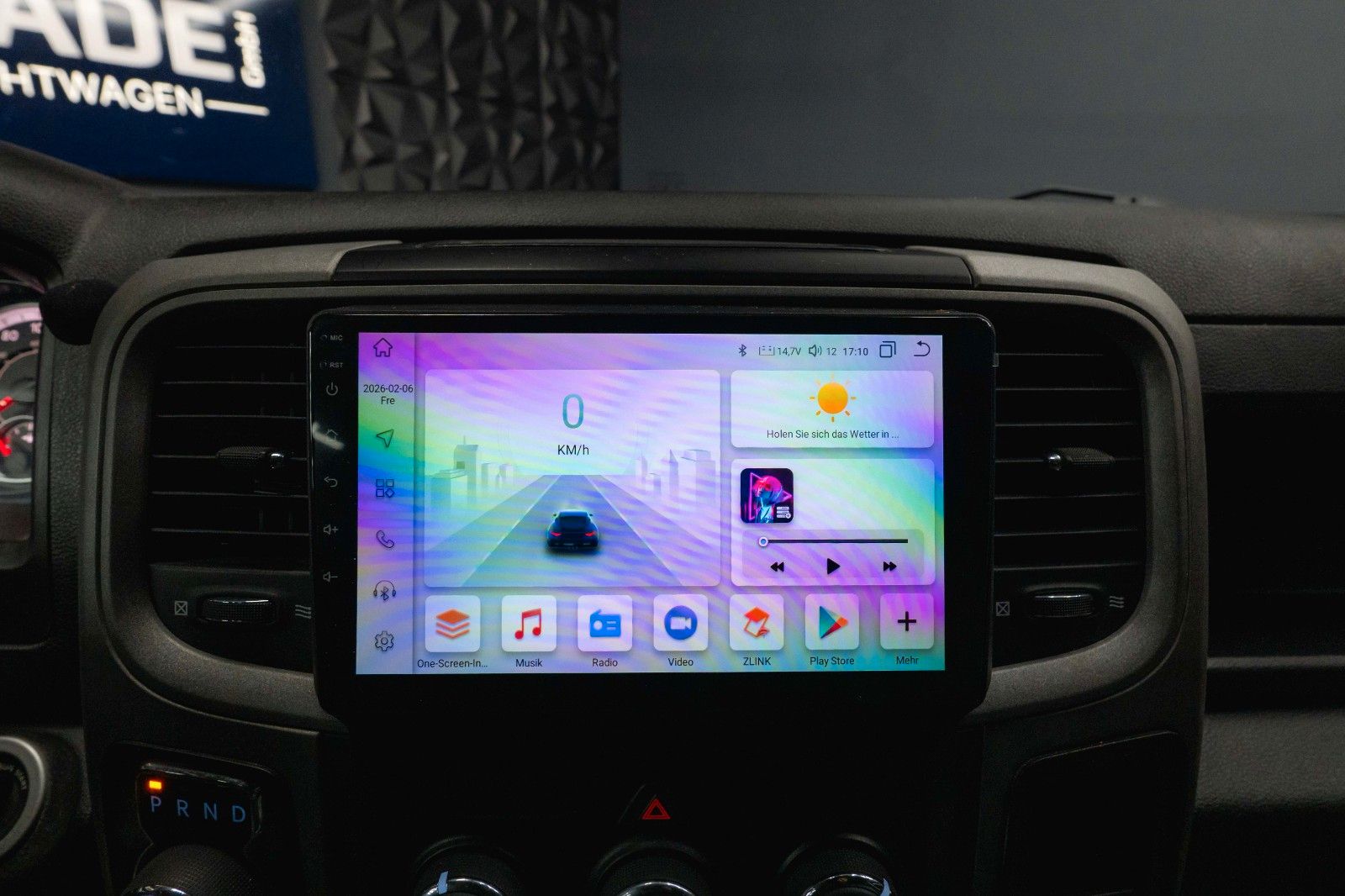 Fahrzeugabbildung Dodge RAM 5.7 V8 HEMI 4x4 OFFROAD Night-Paket LONGBED