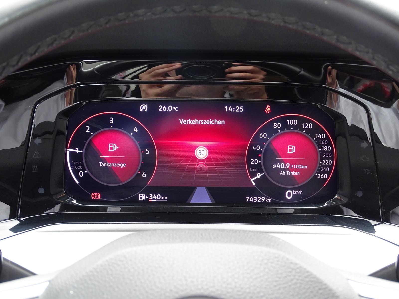 Volkswagen Golf VIII Variant 2.0 TDI Life LED ACC Totwinkel, миниатюра 23
