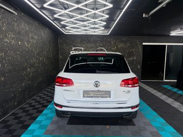 Volkswagen Touareg - 8