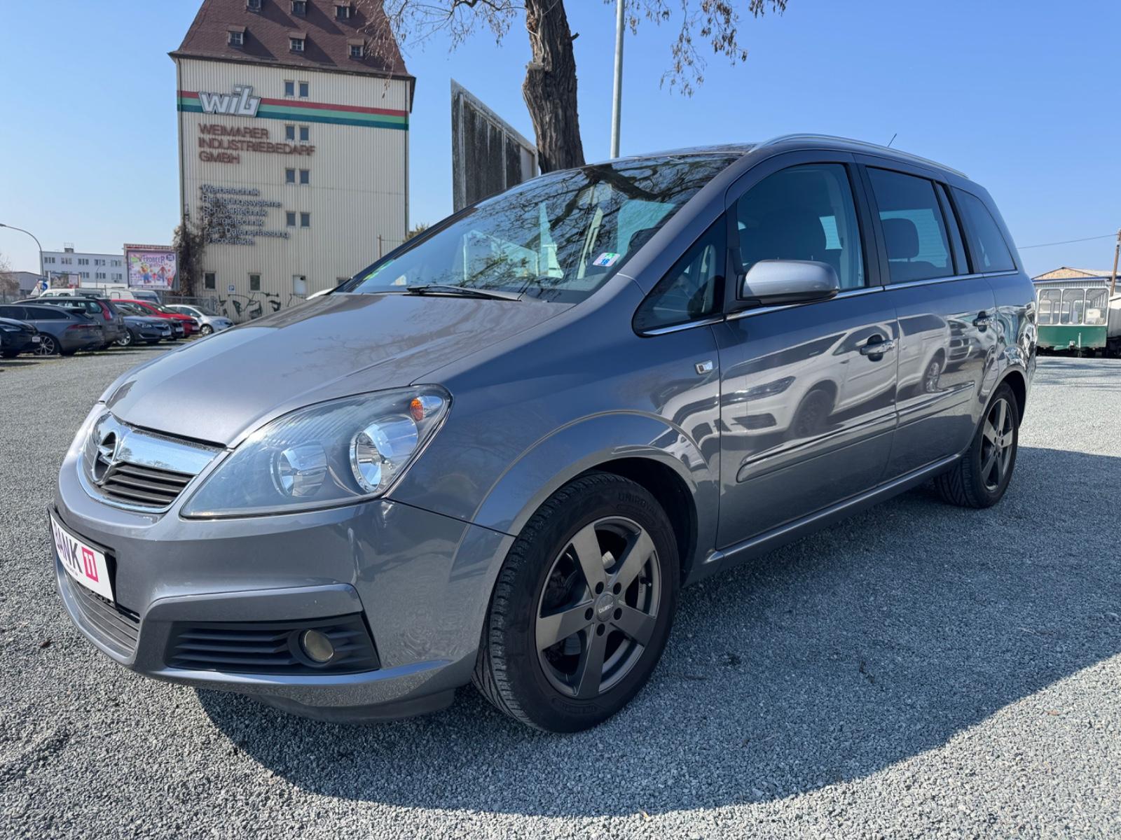 Opel Zafira B 1.8 NAVI/7-SITZER/TEMP/ALU'S/TÜV NEU!!