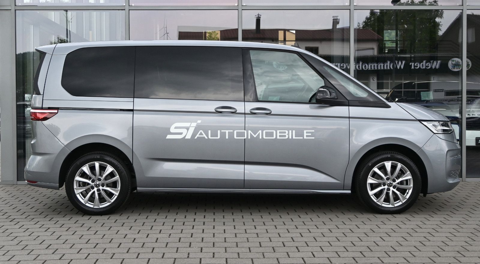 Fahrzeugabbildung Volkswagen T7 Multivan 2.0 TSI DSG °ACC°AHK°HUD°PANO°STHZG°