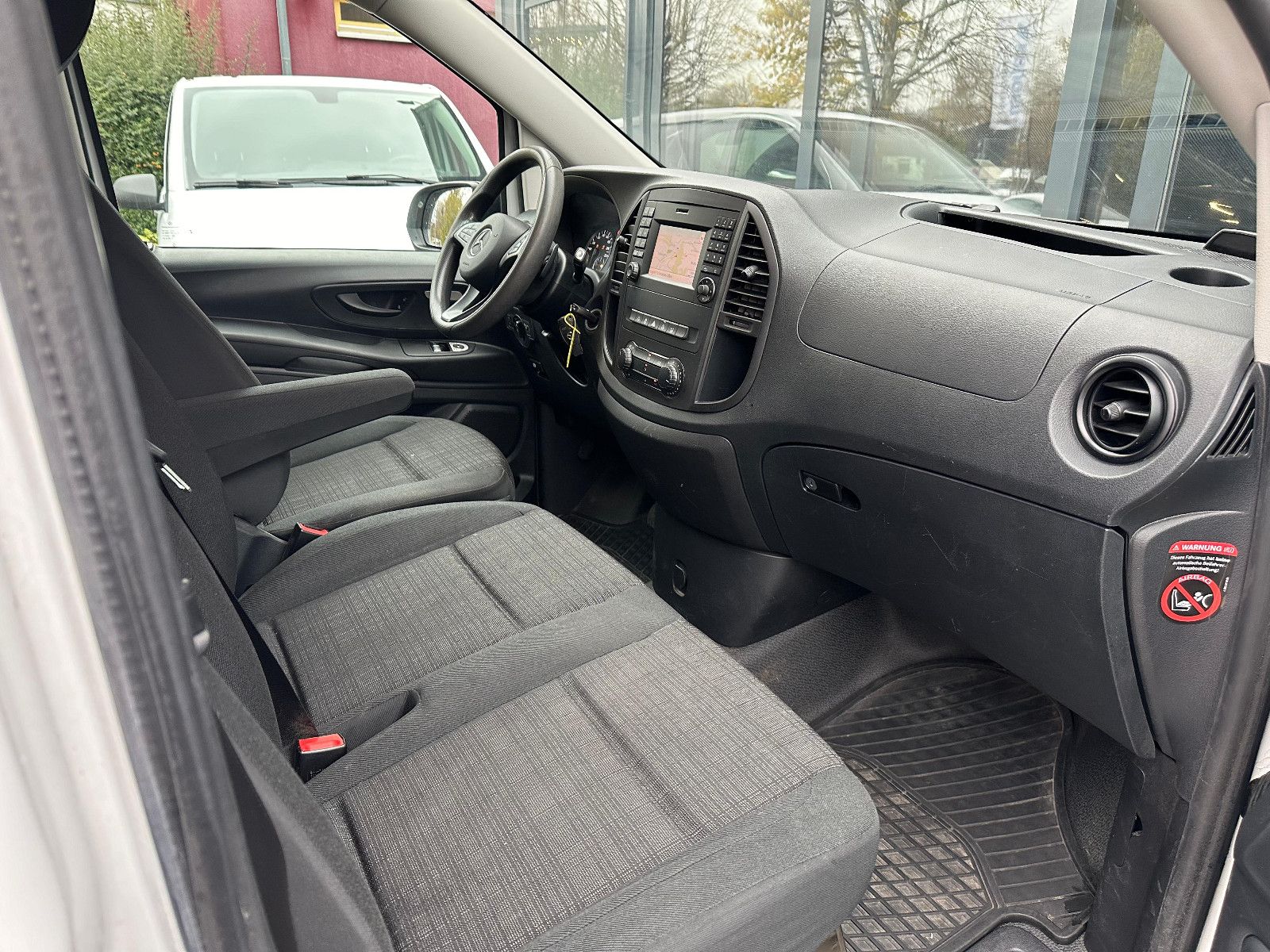 Fahrzeugabbildung Mercedes-Benz VITO 4Matic LANG*NAVI*KLIMA*AHK*SORTIMO**