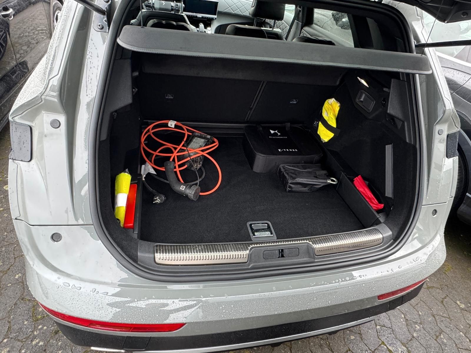 Fahrzeugabbildung DS Automobiles DS7 (Crossback),E-Tense,Rivoli,Leder,Kamera360°