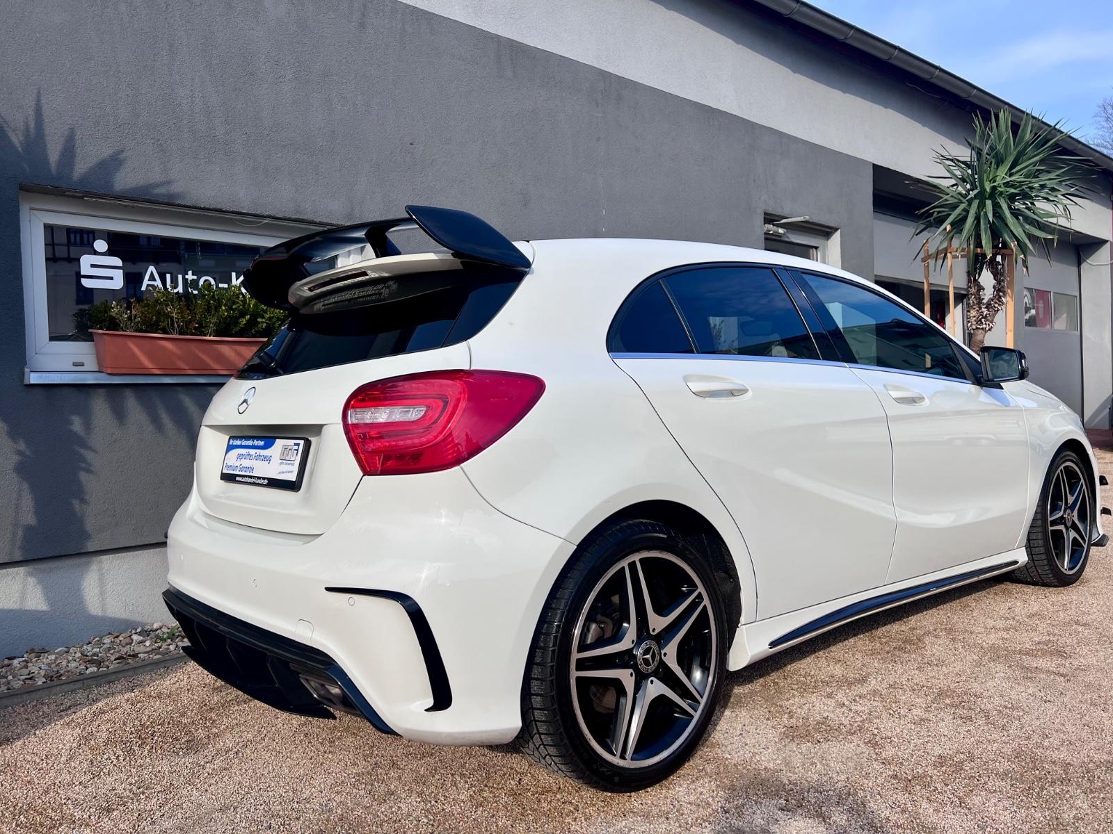 Mercedes-Benz A 180 A 180 BlueEfficiency *AMG LINE*