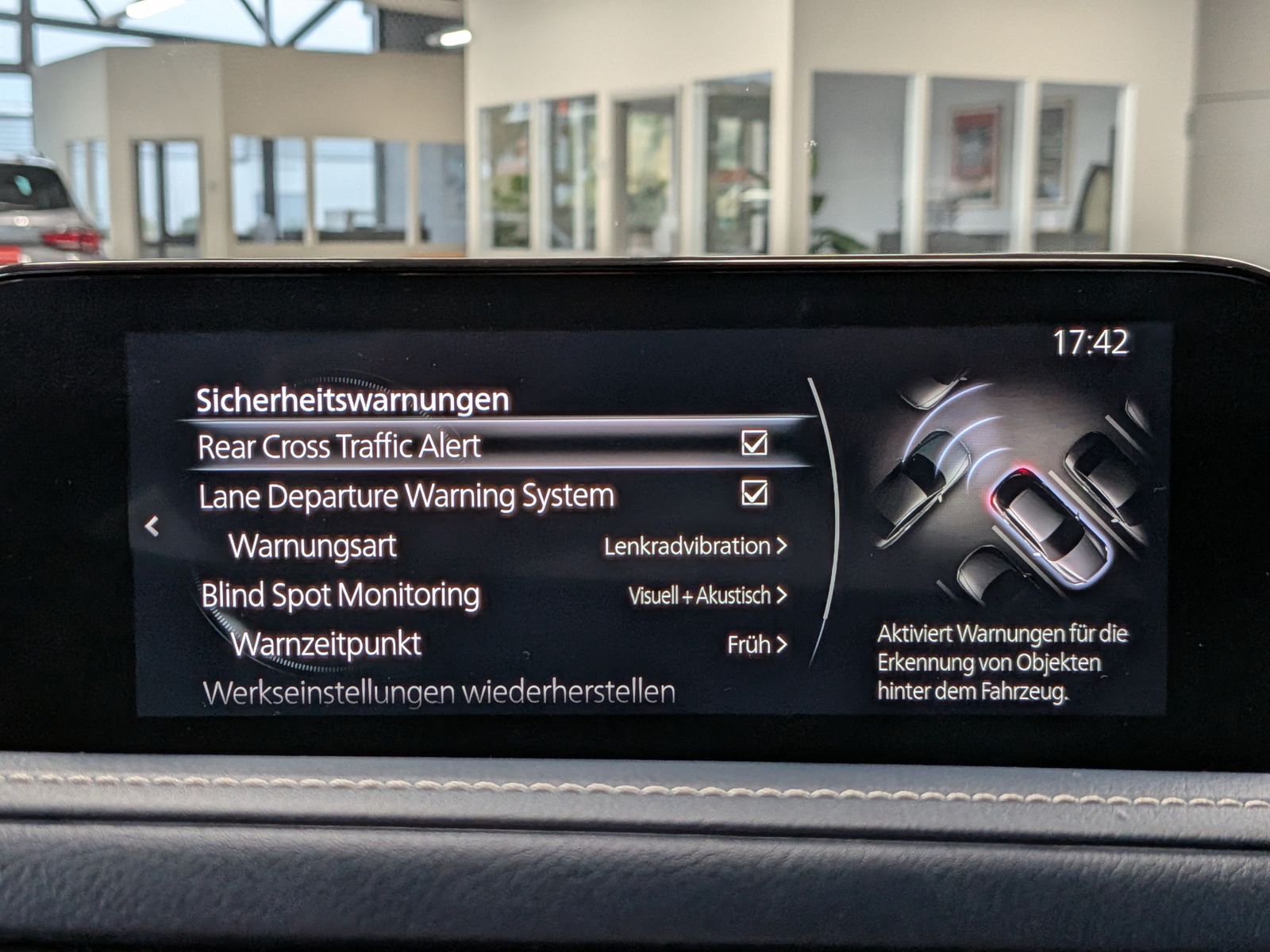 Fahrzeugabbildung Mazda CX-30 Selection 2WD LED Design ACC BOSE HUD CAM