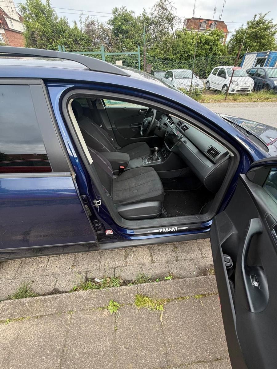 Volkswagen Passat 2006 — photo 8