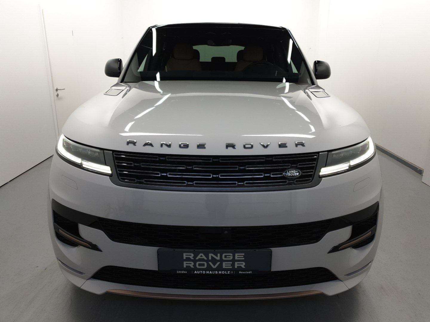 LAND ROVER Range Rover Sport D300 Dynamic SE AHK Pano – Bild 6
