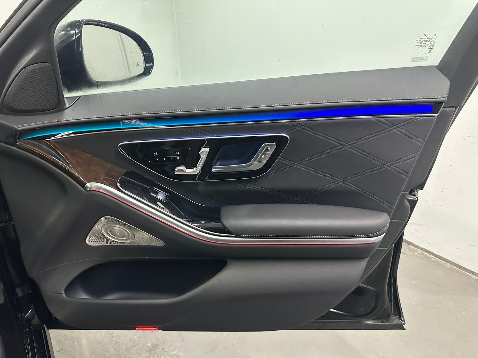 Fahrzeugabbildung Mercedes-Benz S 680 Maybach *HEADUP+HL*FONDENTERTAINMENT*