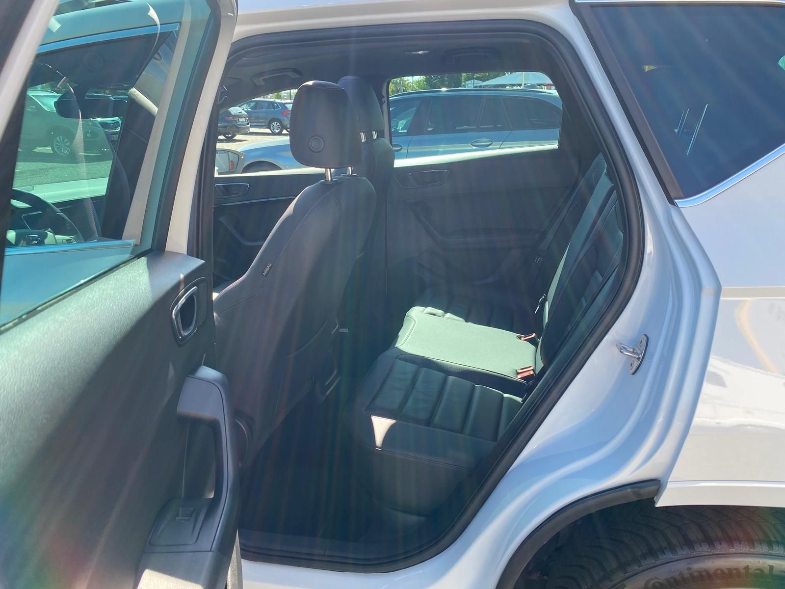 Fahrzeugabbildung SEAT Ateca 1.5 TSI FR APP+ACC+RFK+AHK+NAVI+SITZHEIZ