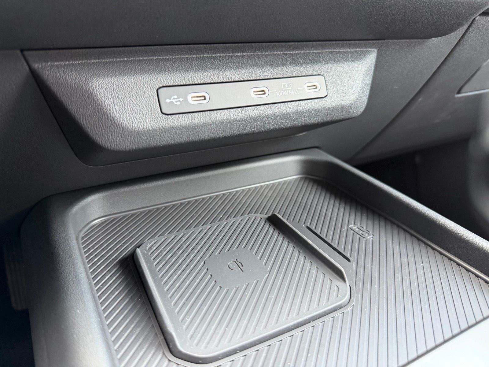 Fahrzeugabbildung Kia Seltos 1.6T 180 DCT SPIRIT DRIVE