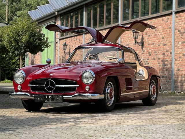 Mercedes-Benz 300 SL Coupe Flügeltürer... gute History...