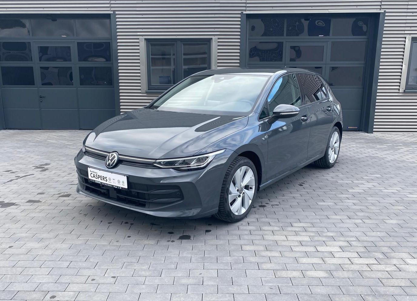 Volkswagen Golf VIII Lim. 1.5 TSI/Rückfahrkamera/18´/App