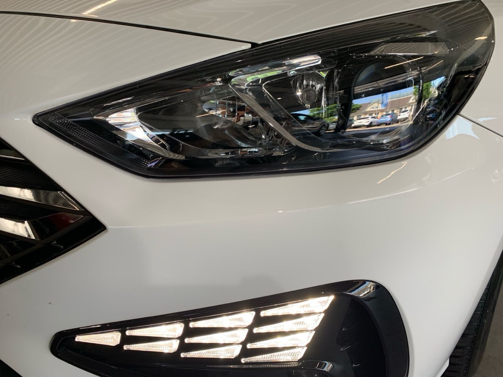 Fahrzeugabbildung Hyundai i30 Kombi 1.0 T-GDI 7-DCT Edition 30