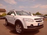 Chevrolet Captiva (7 Sitzplätze) Super Zustand!! - weiße Chevrolet Captiva
