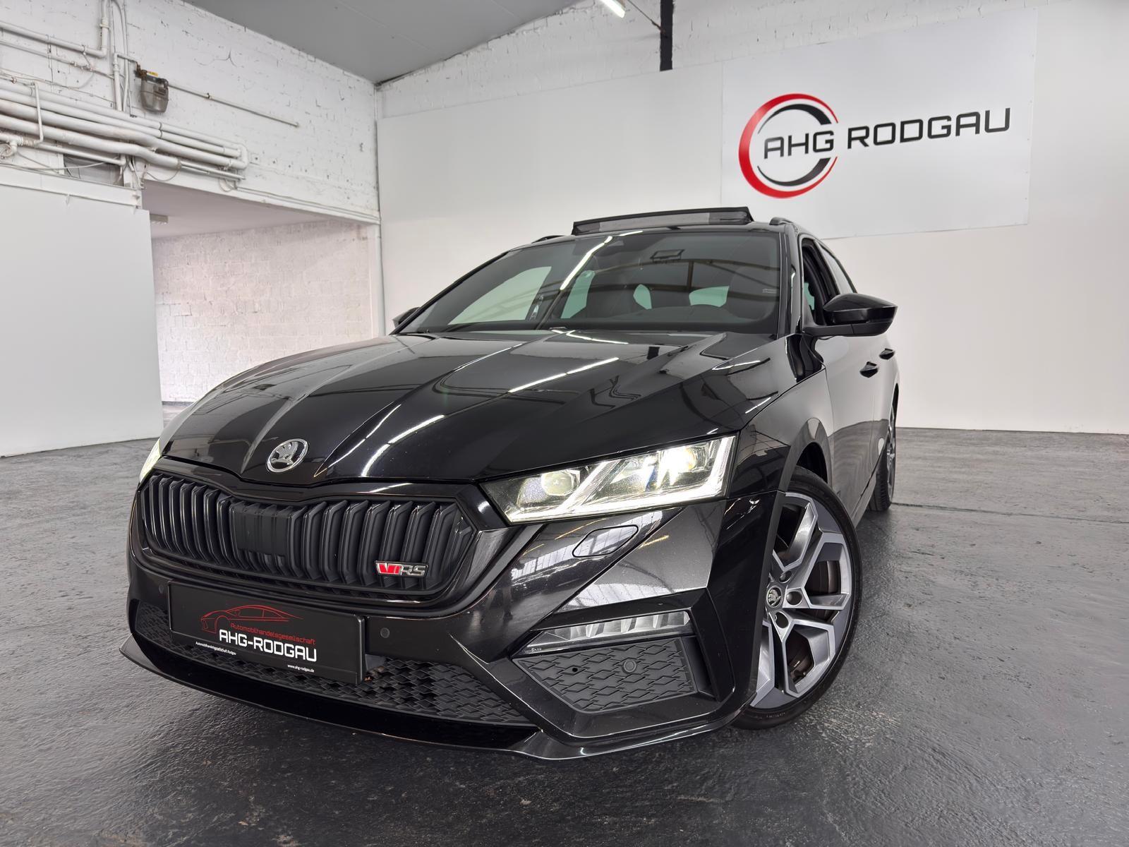 Skoda RS4x4 PANO/HUD/TOT/AHK/ShZ/WinP/MASS/ACC/XDS/HOD