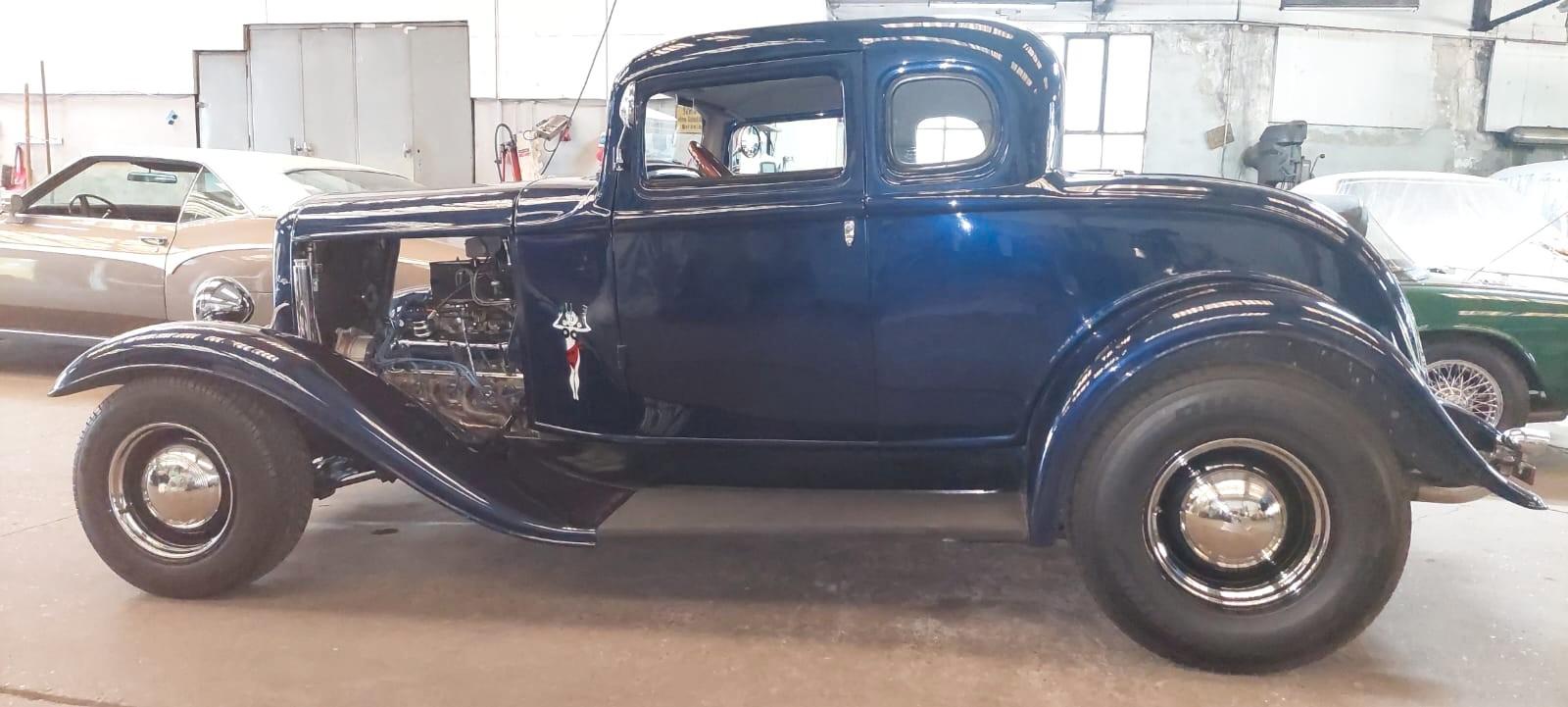 Ford Model B 1932 HOT ROD MITECKI V8 300PS