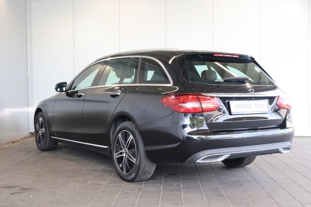 Mercedes-Benz C 300d 4M Avantgarde DISTR.+MULTIBEAM+KEY+AHK
