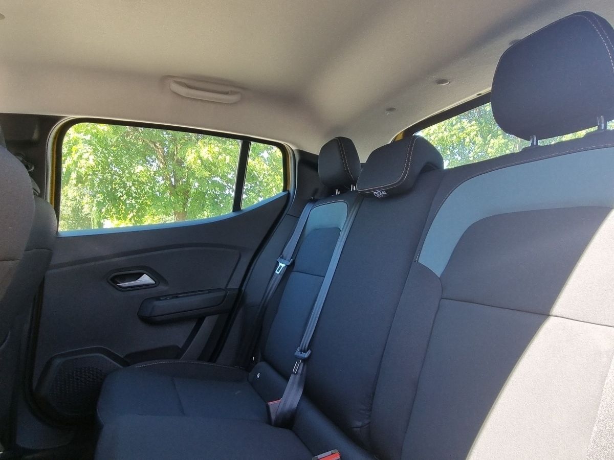 Fahrzeugabbildung Dacia Sandero Stepway Extreme TCe 110