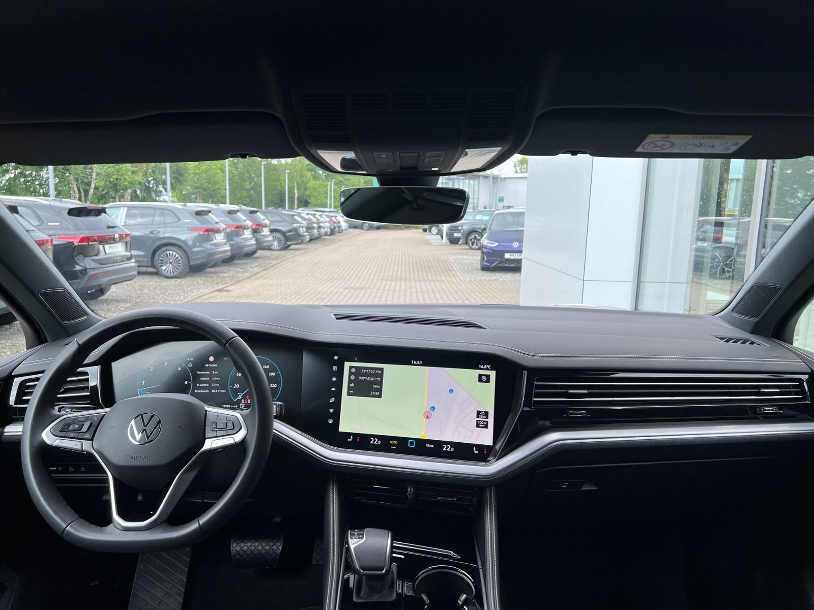 Fahrzeugabbildung Volkswagen Touareg 3.0 TDI 4MOTION *Garantie,AHK,Luftfwg.,1