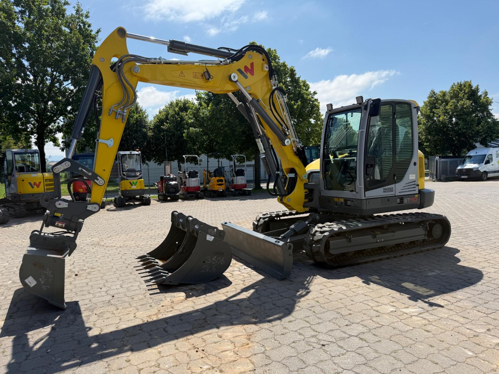 Wacker ET 90, Bj 25, VA, Powertilt, HS08, 3 Löffel