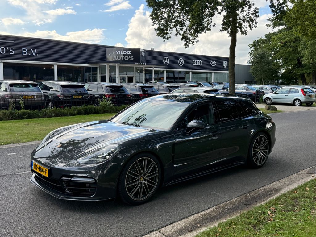 Image of Porsche Panamera