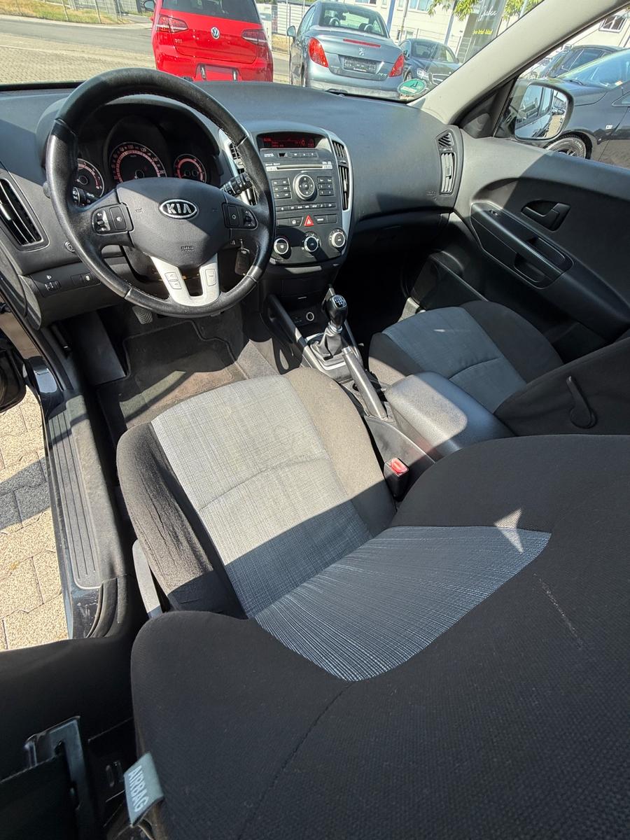 Kia Ceed 1.4 Sportswagon Vision /Klima